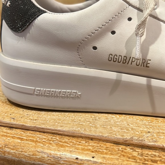 Golden Goose Sneakers - Picture 5 of 8